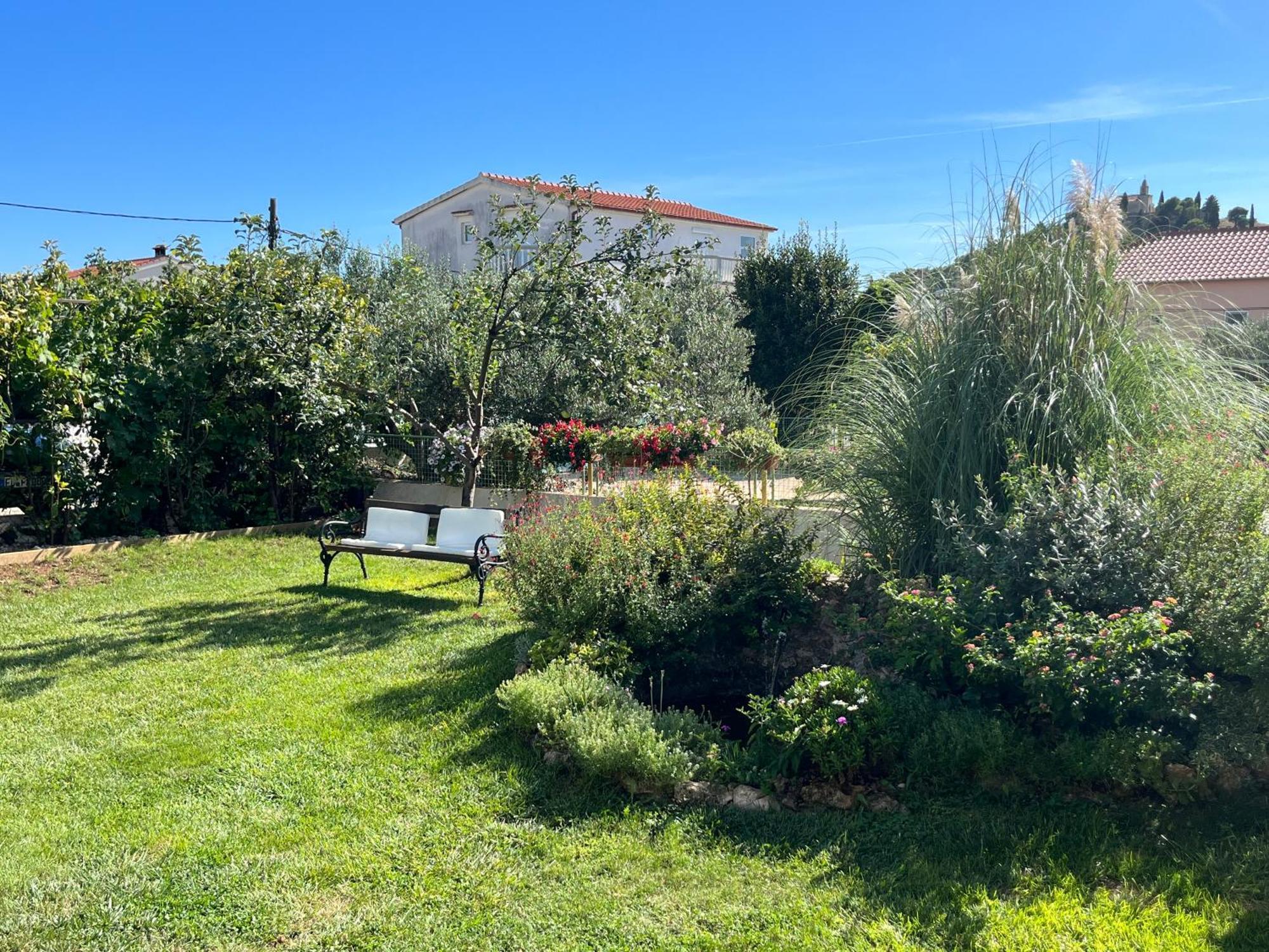 Perla Alba Apartments Tribalj Exteriér fotografie