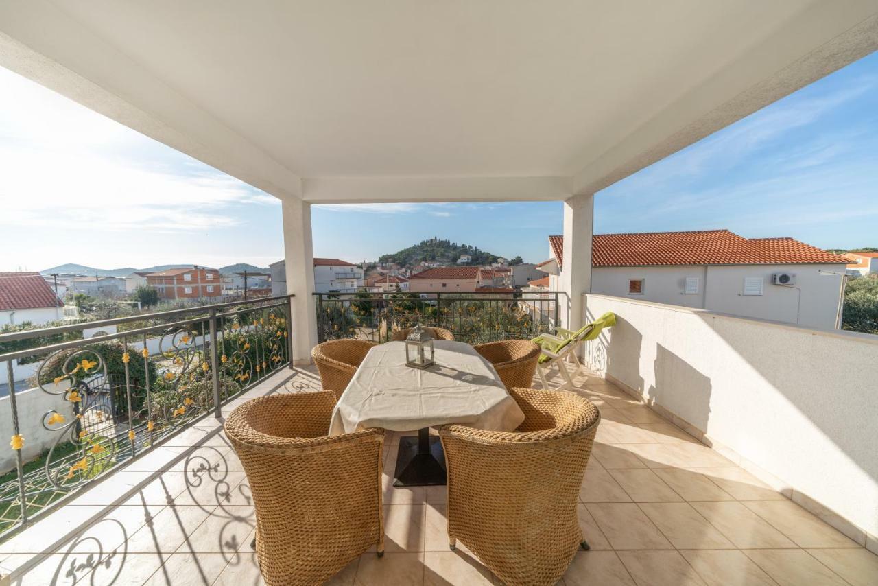 Perla Alba Apartments Tribalj Exteriér fotografie